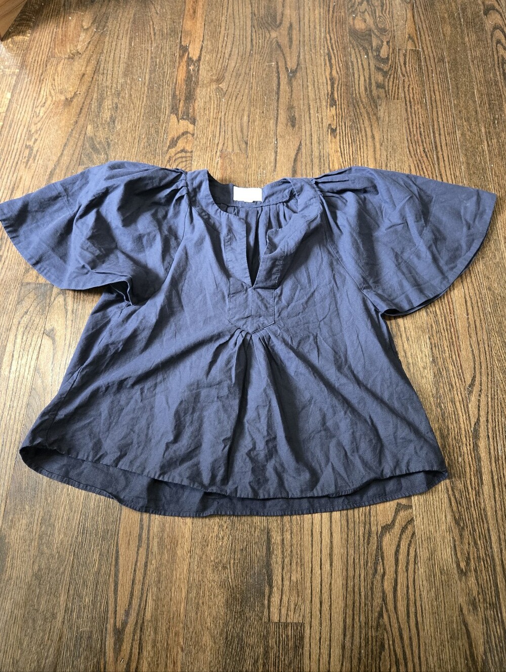 Pomander Place Tuckernuck Navy Finley Flutter Sleeve Top in Navy Blue Size Large